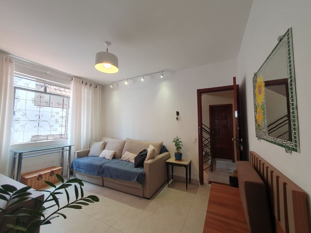 Apartamento à venda com 3 quartos, 100m² - Foto 1
