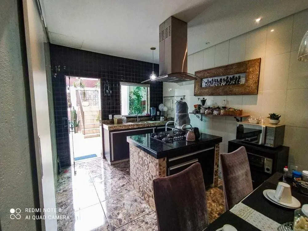 Casa, 4 quartos, 318 m² - Foto 11