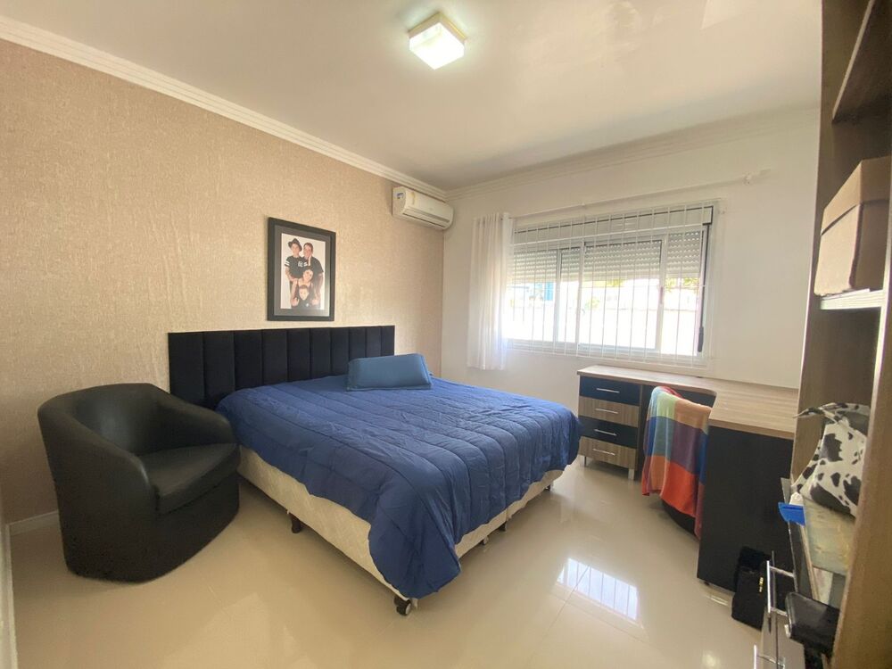 Casa à venda com 4 quartos, 140m² - Foto 6