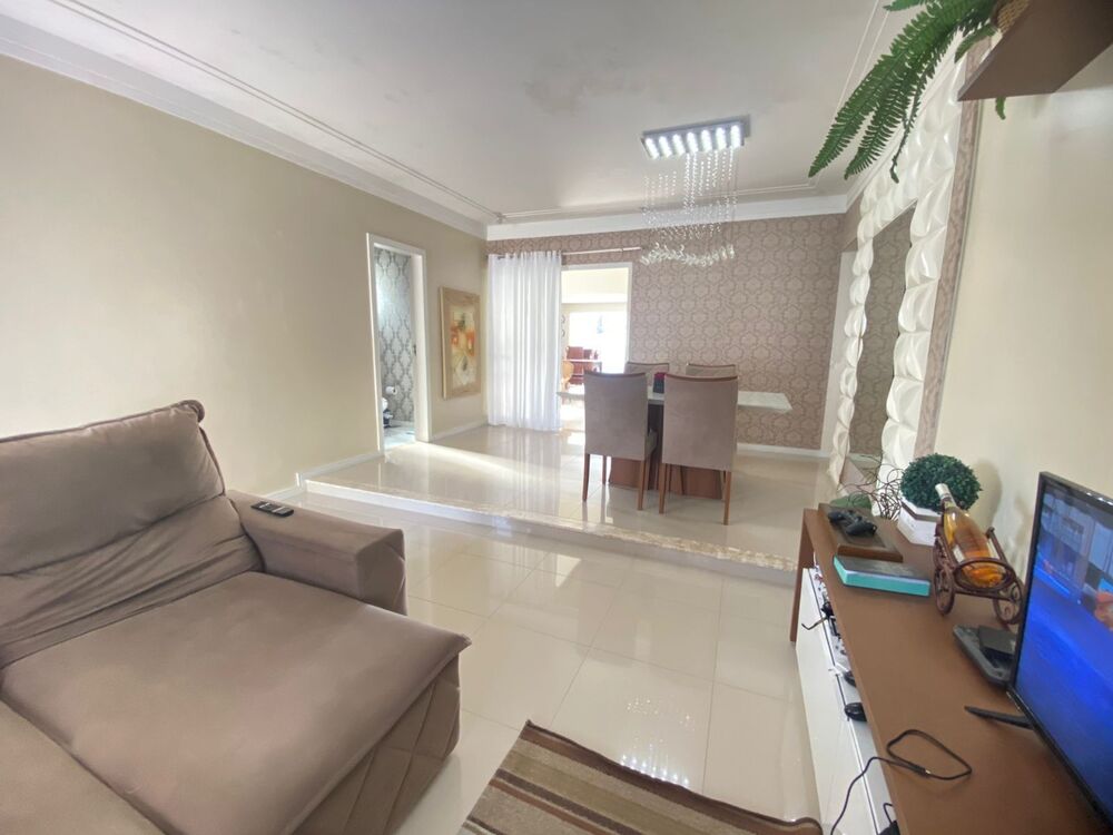 Casa à venda com 4 quartos, 140m² - Foto 7