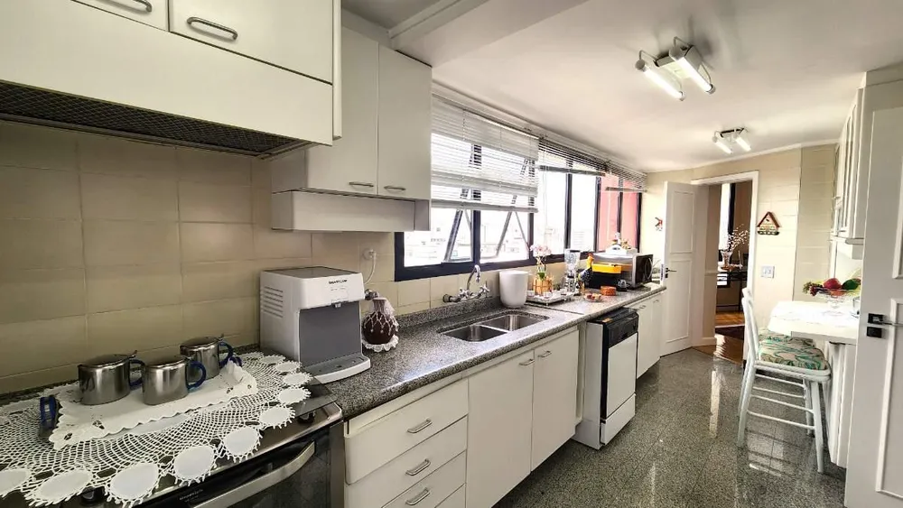 Apartamento, 4 quartos, 198 m² - Foto 11