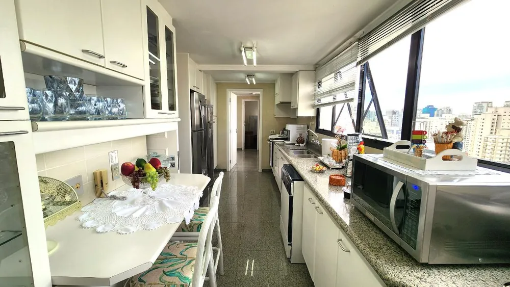 Apartamento, 4 quartos, 198 m² - Foto 10