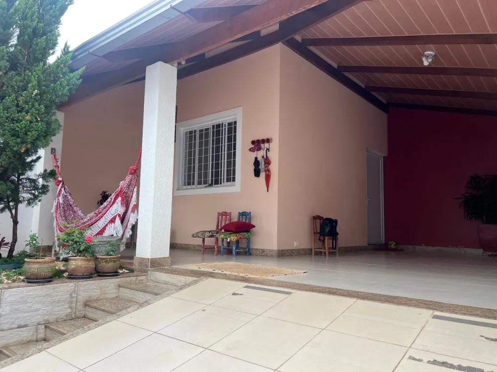 Casa, 3 quartos, 195 m² - Foto 1