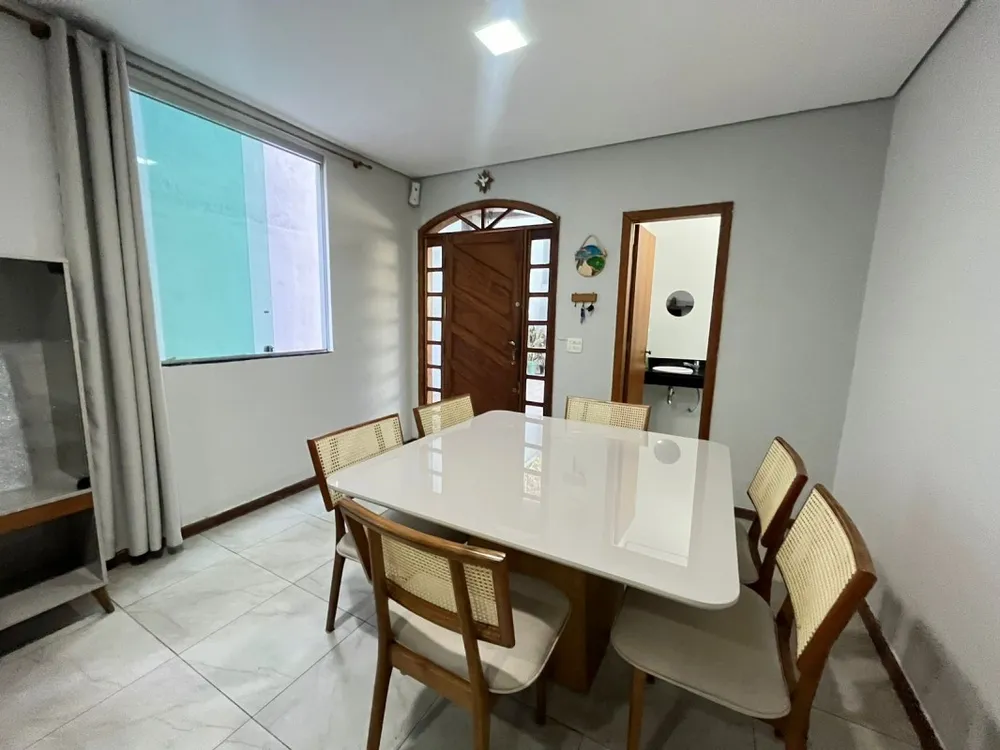 Casa, 3 quartos, 167 m² - Foto 1