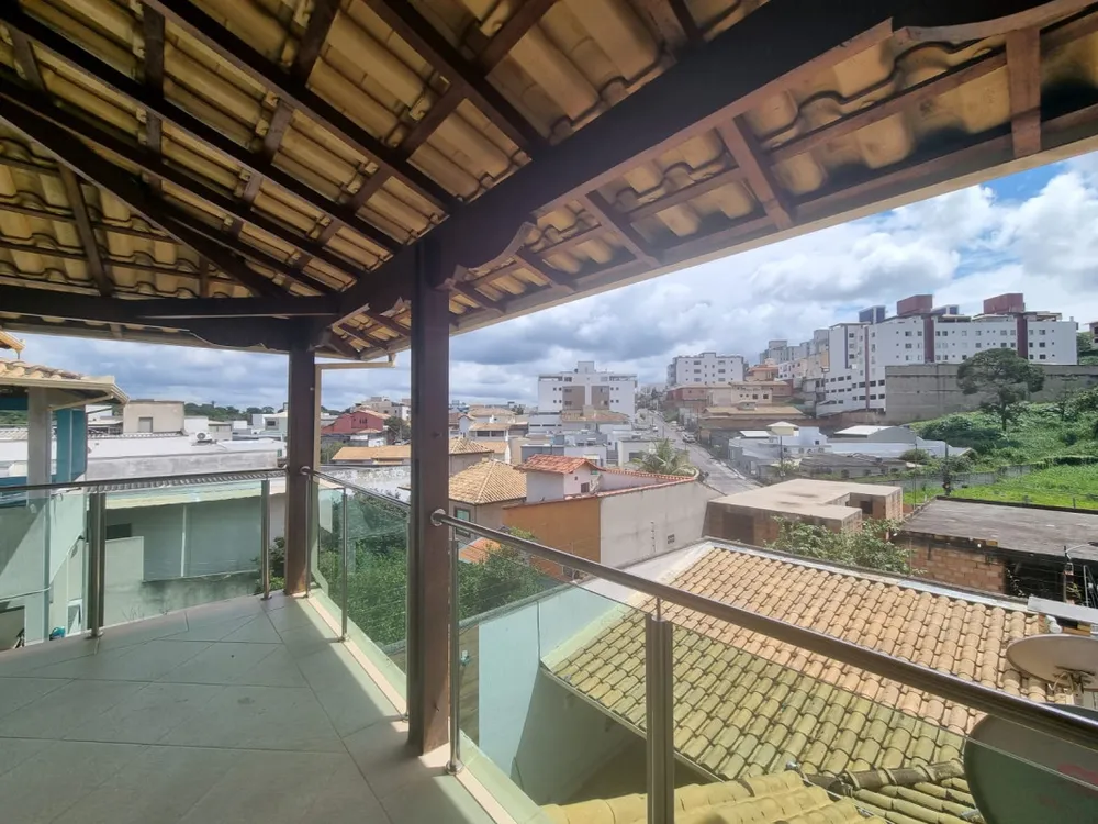 Casa, 3 quartos, 181 m² - Foto 4