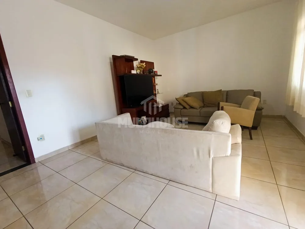 Casa, 3 quartos, 200 m² - Foto 3
