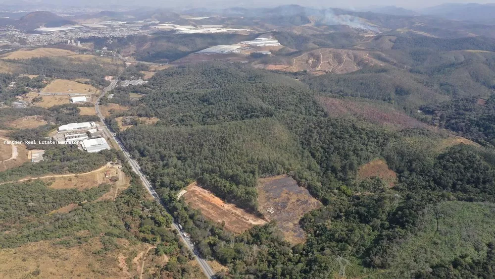 Terreno à venda, 61000m² - Foto 1