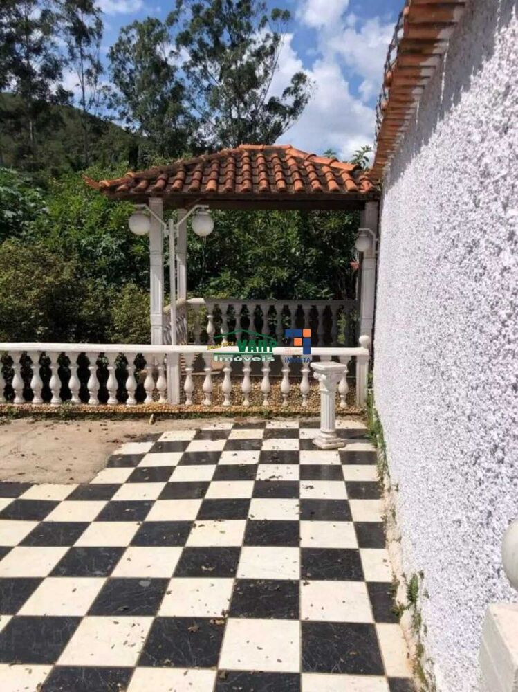 Casa à venda com 3 quartos, 120m² - Foto 2