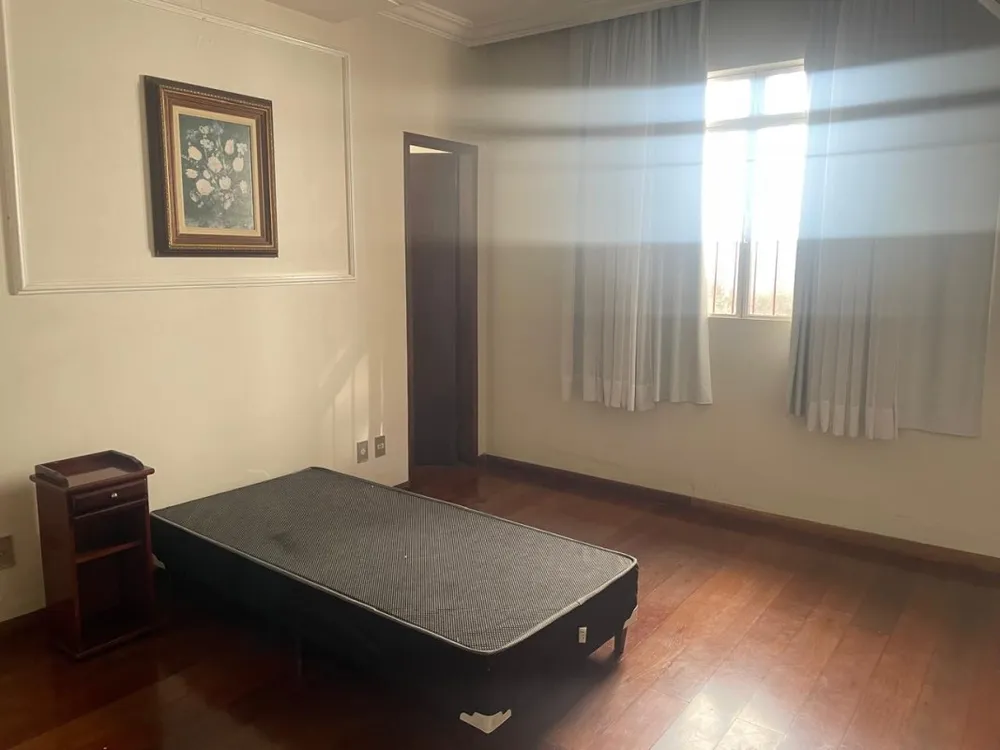 Casa, 4 quartos, 315 m² - Foto 5