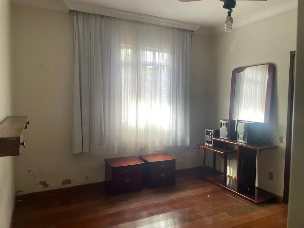 Casa, 4 quartos, 315 m² - Foto 2