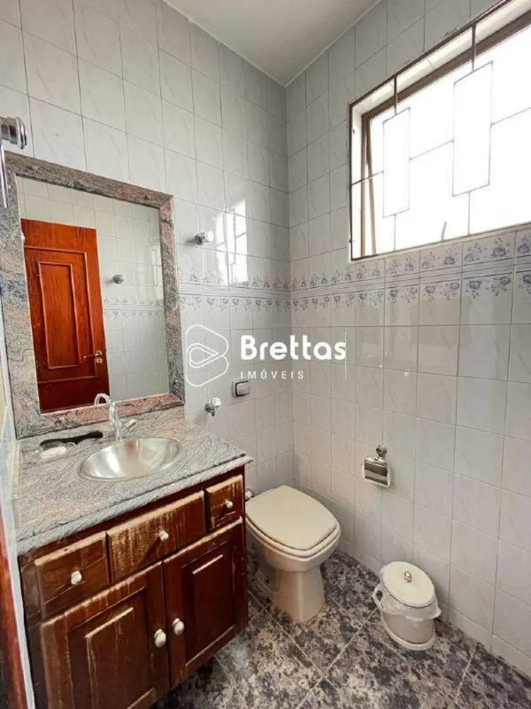 Casa, 5 quartos, 121 m² - Foto 2