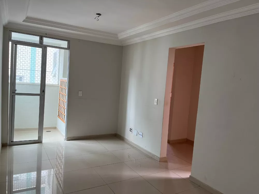 Apartamento à venda com 3 quartos, 79m² - Foto 4