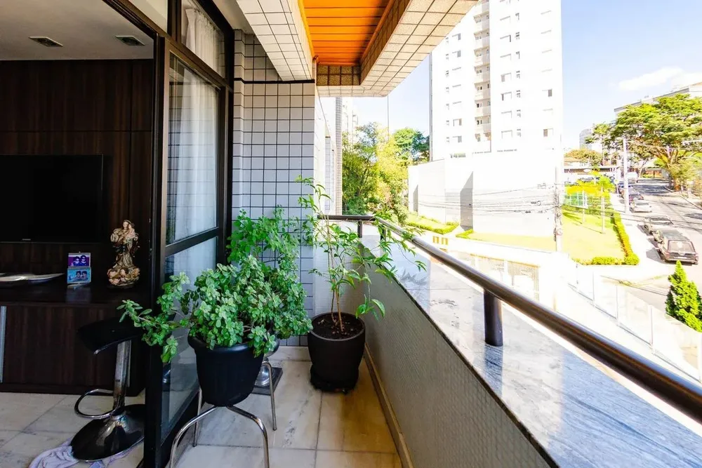 Apartamento, 3 quartos, 120 m² - Foto 2