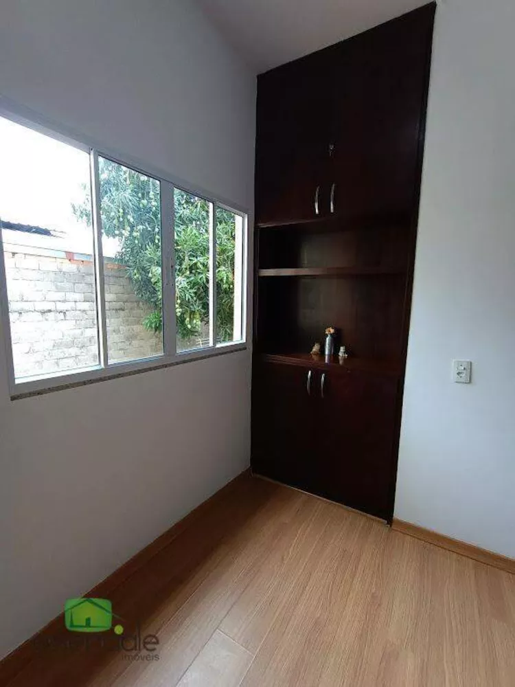 Casa à venda com 4 quartos, 360m² - Foto 11