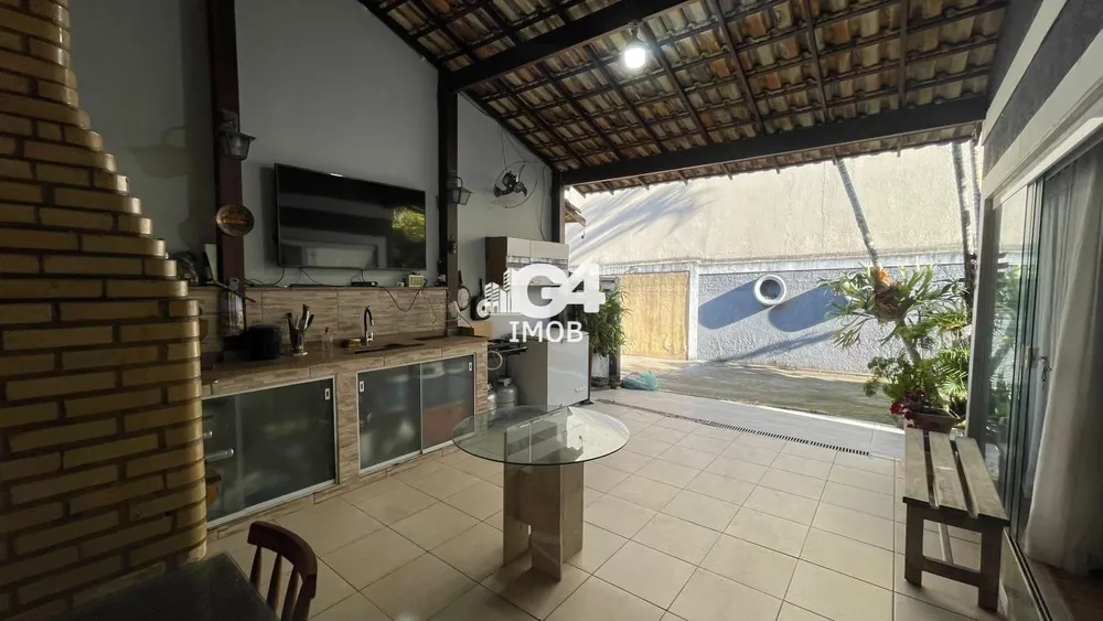 Casa, 3 quartos, 172 m² - Foto 2