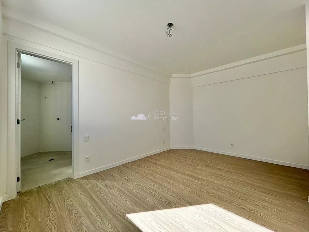 Apartamento à venda com 3 quartos, 157m² - Foto 12