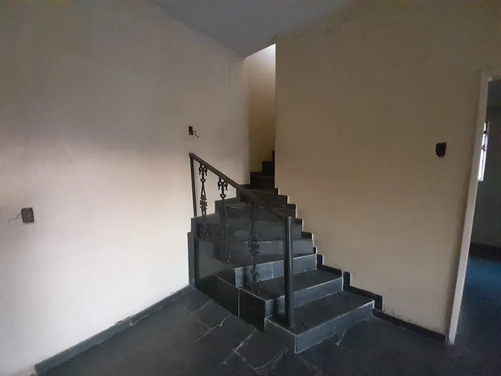 Casa, 6 quartos, 181 m² - Foto 6