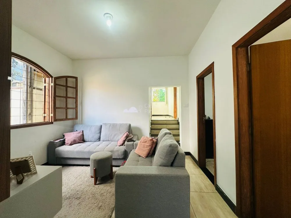Casa, 4 quartos, 360 m² - Foto 1