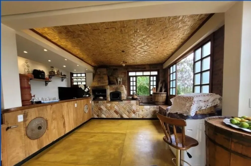 Chácara, 3 quartos, 2958 m² - Foto 2