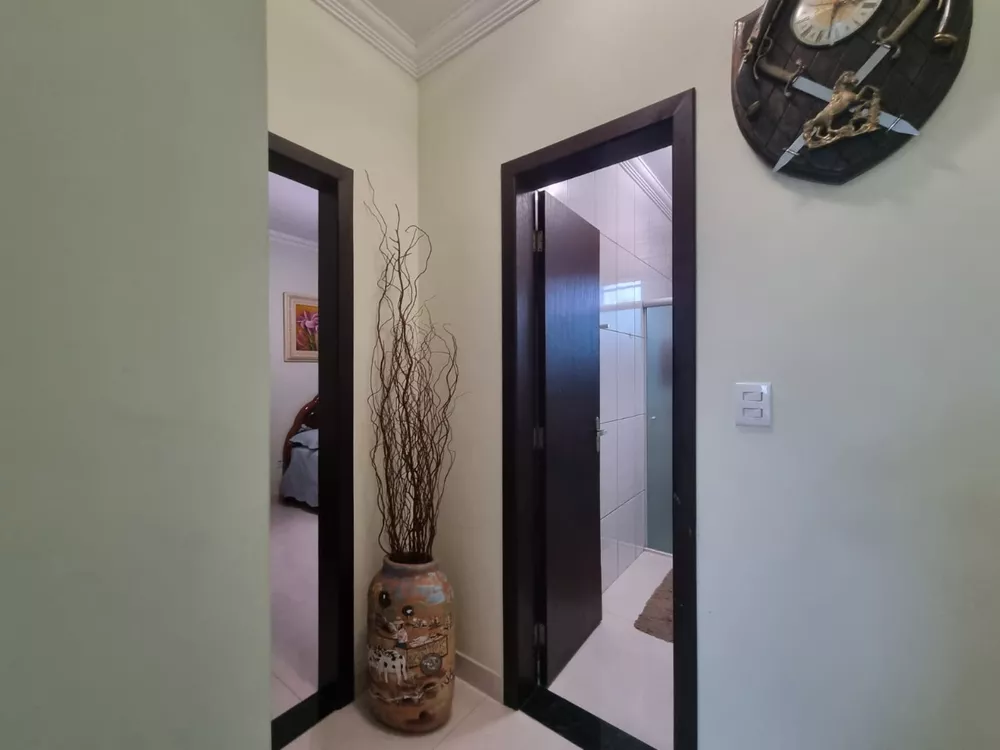 Casa à venda com 3 quartos, 200m² - Foto 8