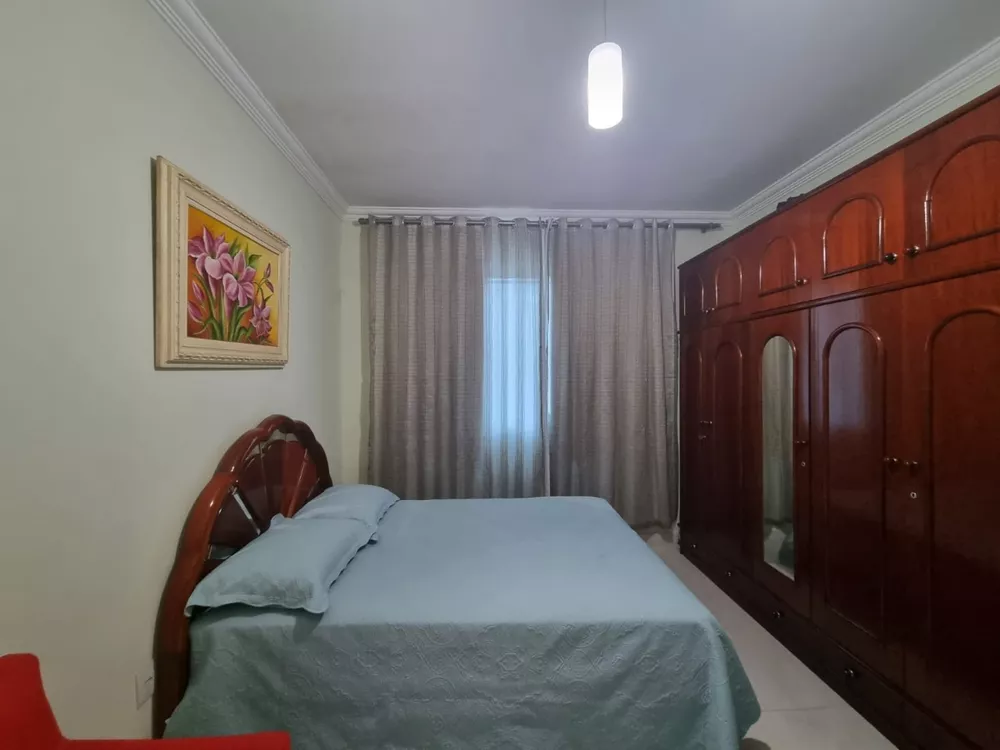 Casa à venda com 3 quartos, 200m² - Foto 15