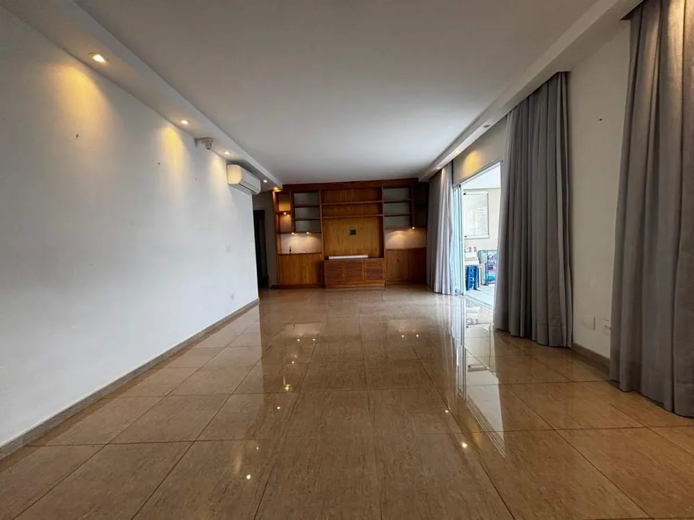 Apartamento, 3 quartos, 223 m² - Foto 4