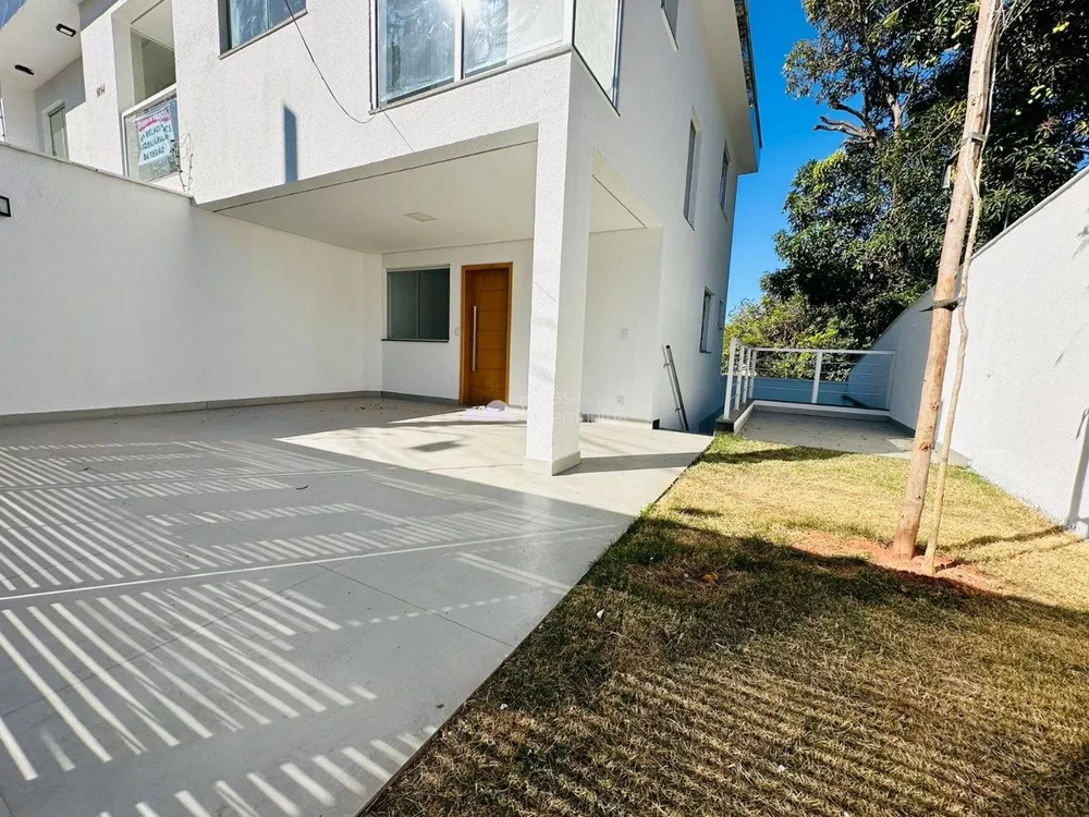 Casa à venda com 3 quartos, 190m² - Foto 3