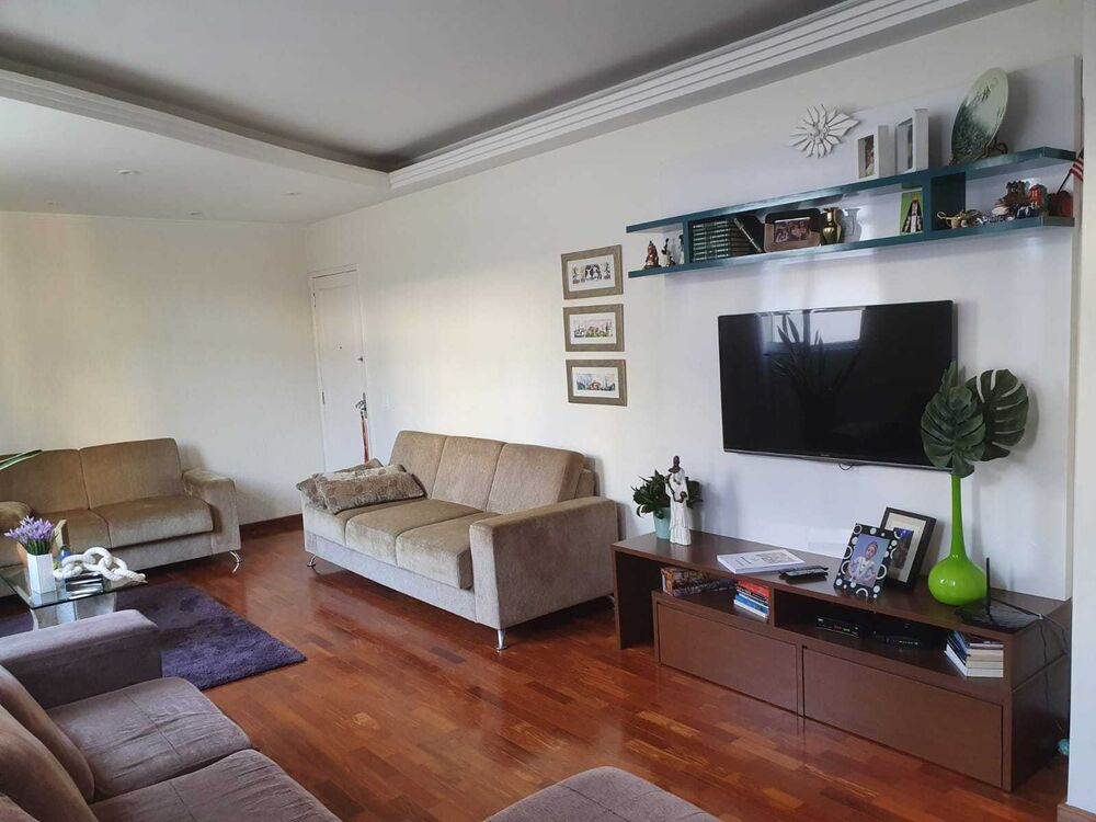 Apartamento à venda com 4 quartos, 140m² - Foto 2