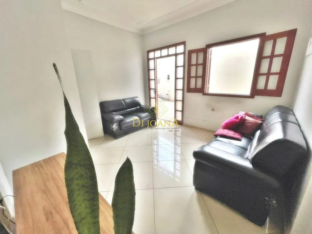 Casa, 4 quartos, 274 m² - Foto 1