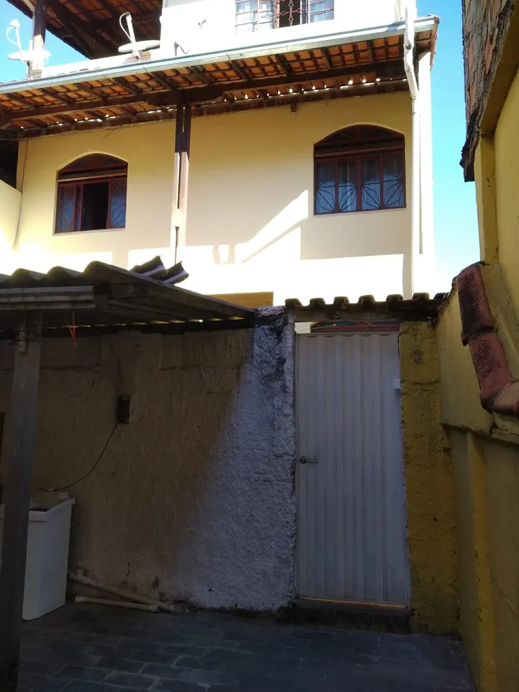 Casa, 8 quartos, 351 m² - Foto 3