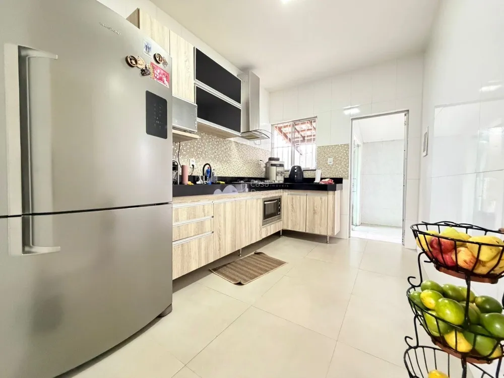 Casa, 7 quartos, 378 m² - Foto 2