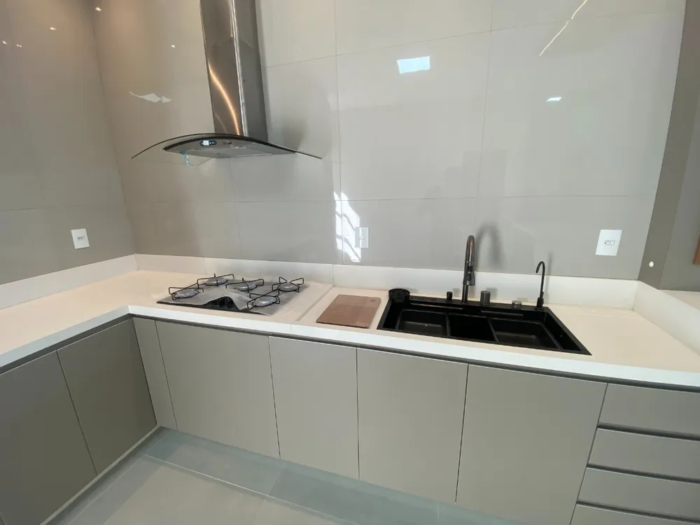 Casa, 3 quartos, 181 m² - Foto 3