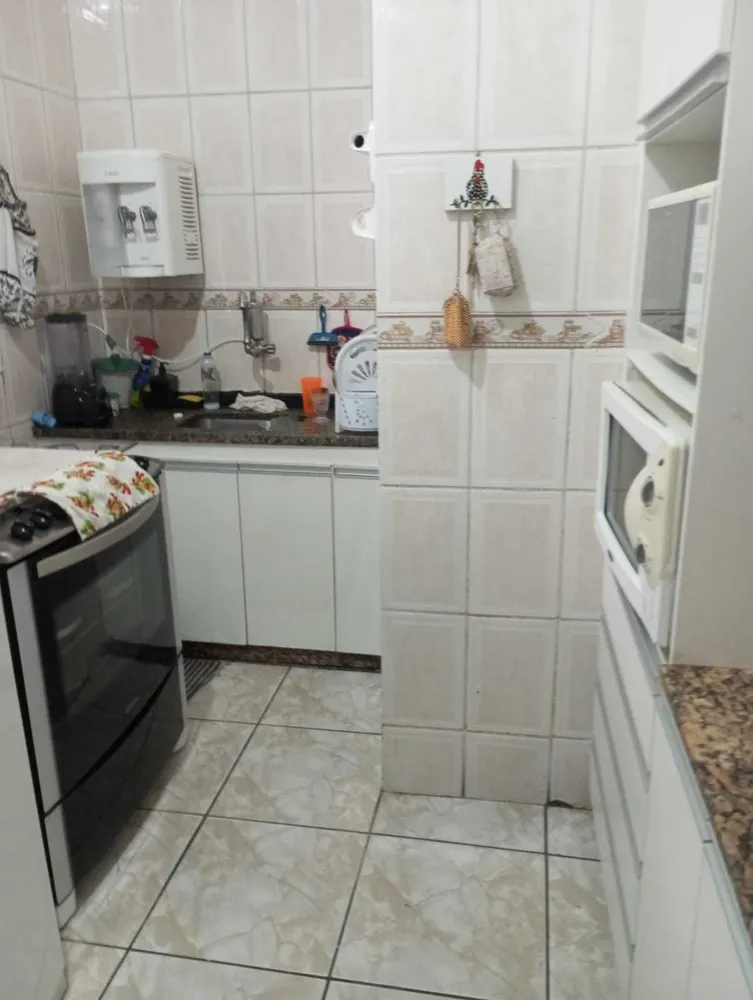 Casa, 4 quartos, 305 m² - Foto 1