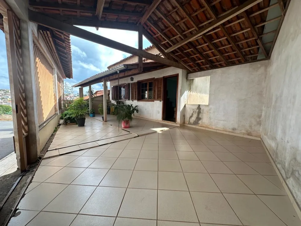 Casa, 7 quartos, 281 m² - Foto 4