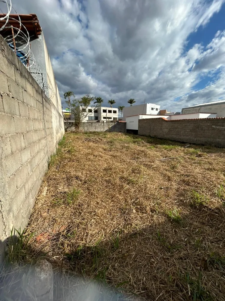 Terreno, 200 m² - Foto 1