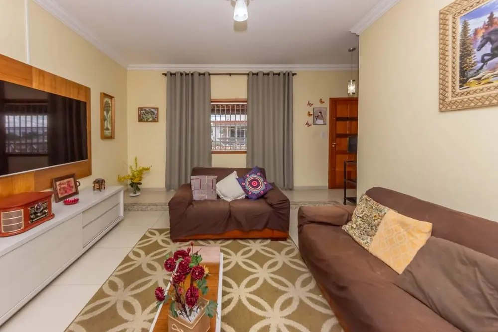 Casa, 2 quartos, 386 m² - Foto 1