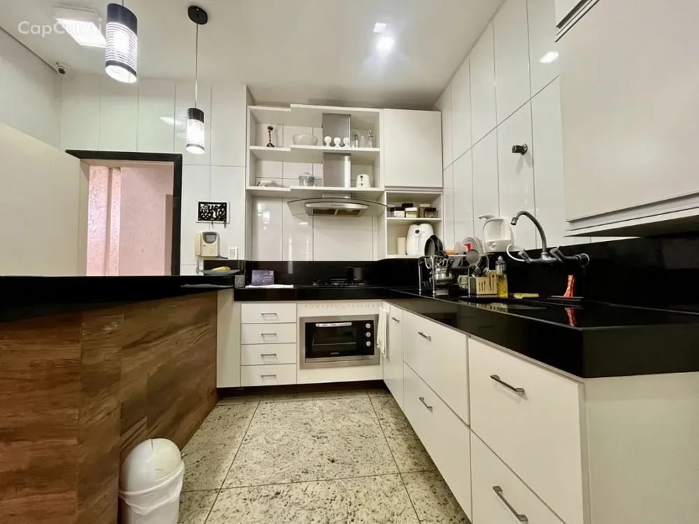 Casa, 3 quartos, 282 m² - Foto 2