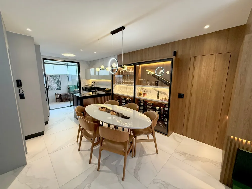 Apartamento, 3 quartos, 158 m² - Foto 1