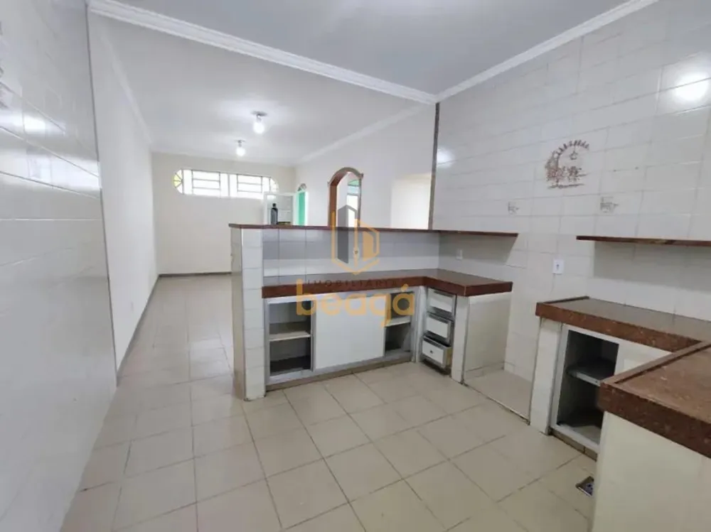 Casa, 3 quartos, 198 m² - Foto 3