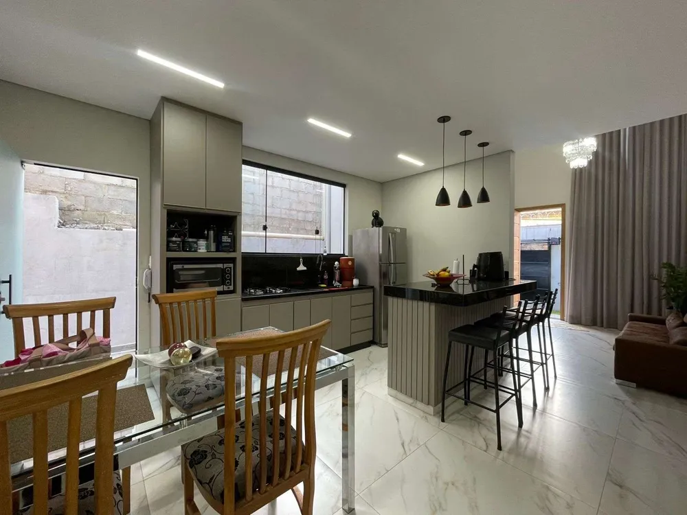 Casa, 3 quartos, 200 m² - Foto 10