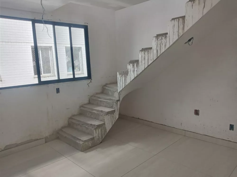 Cobertura à venda com 4 quartos, 158m² - Foto 1