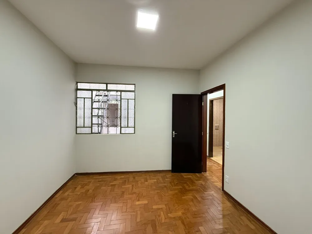 Casa, 3 quartos, 246 m² - Foto 6