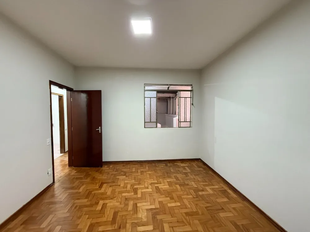 Casa, 3 quartos, 246 m² - Foto 7