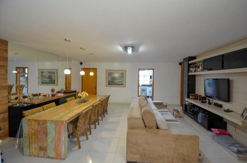 Apartamento, 3 quartos, 189 m² - Foto 2