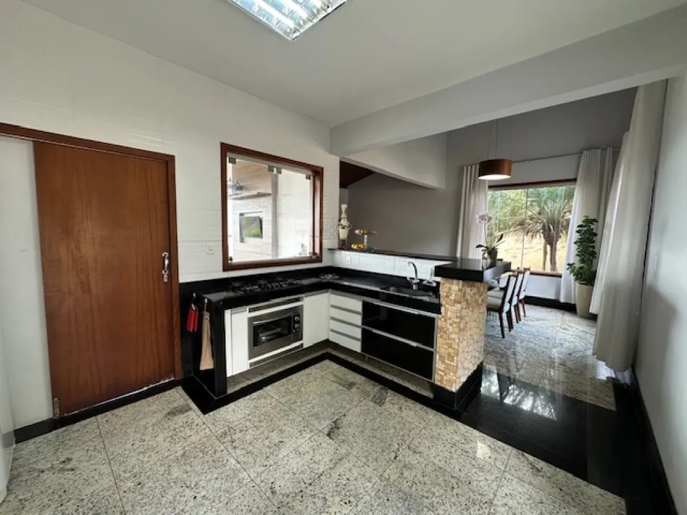 Sítio, 4 quartos, 1085 m² - Foto 11