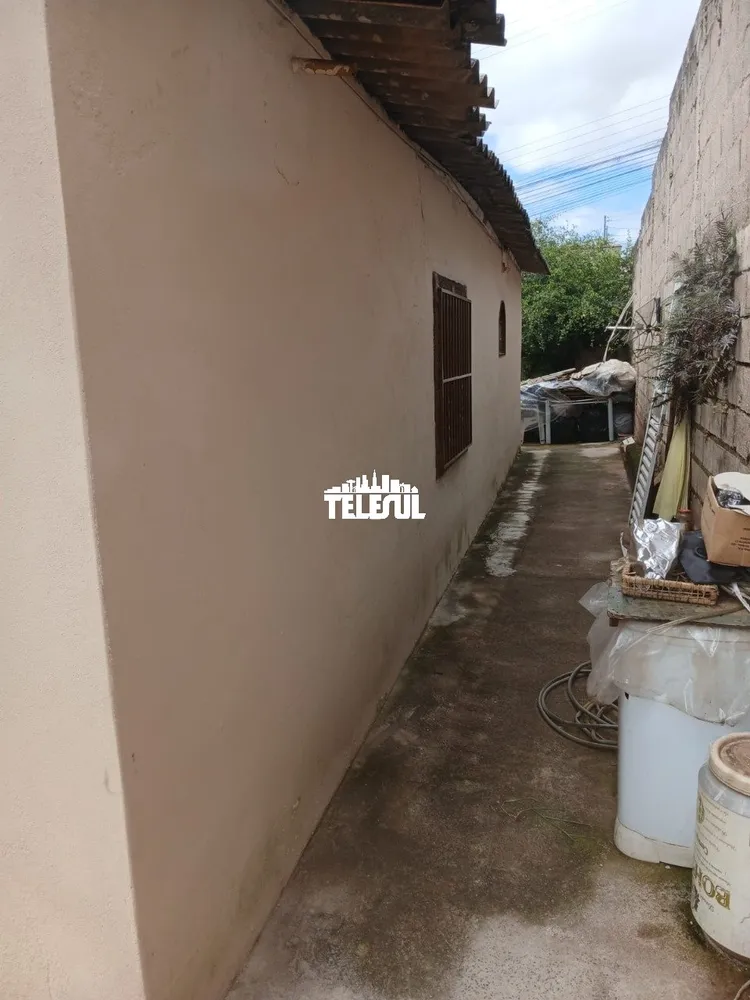 Casa, 3 quartos, 218 m² - Foto 4
