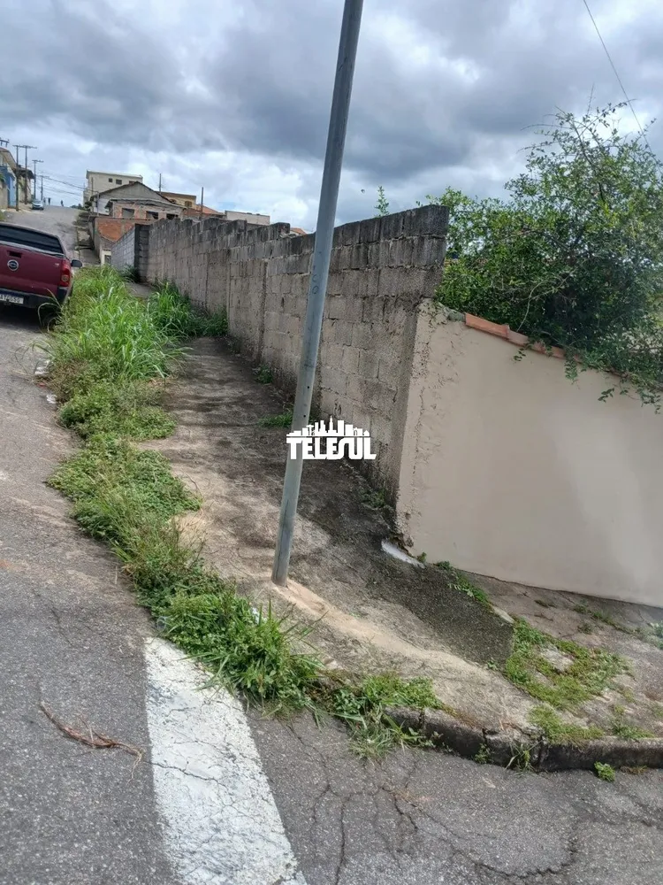 Casa, 3 quartos, 218 m² - Foto 1