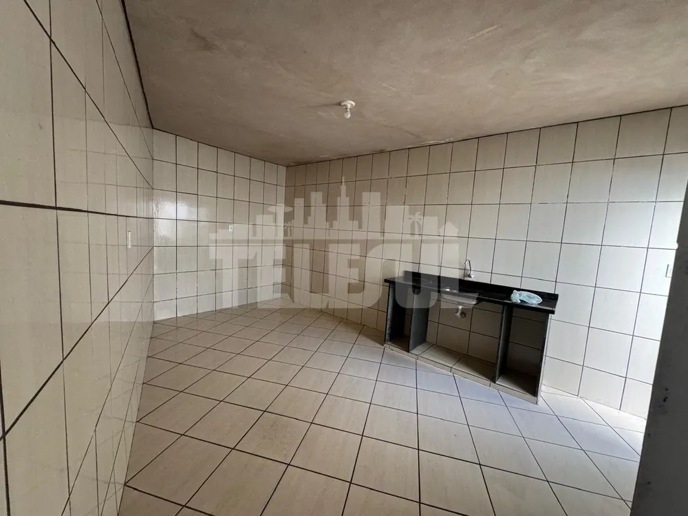 Casa, 2 quartos, 254 m² - Foto 11