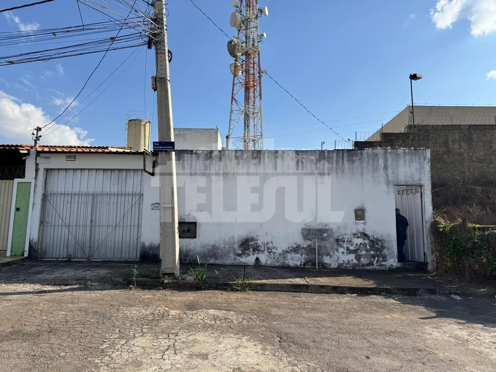 Casa, 2 quartos, 254 m² - Foto 1