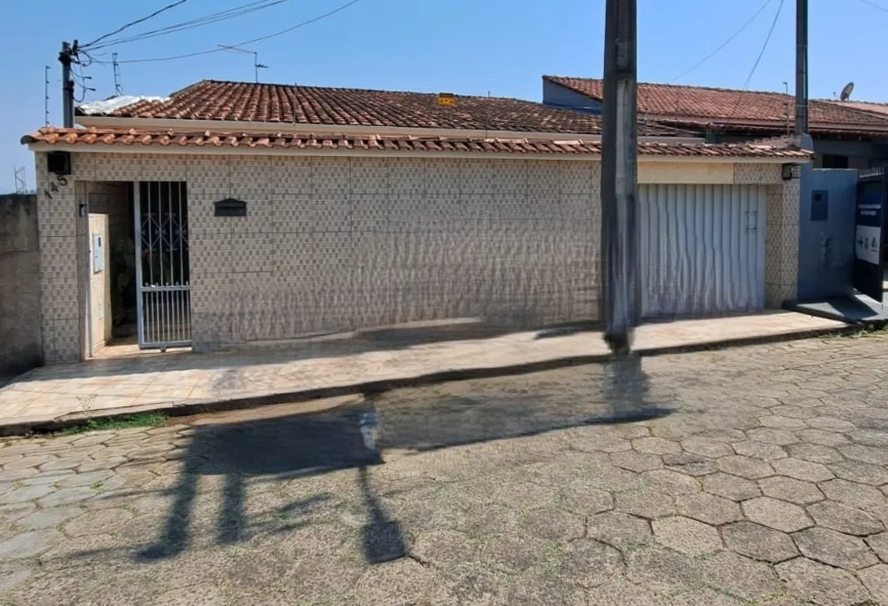 Casa, 4 quartos, 299 m² - Foto 1